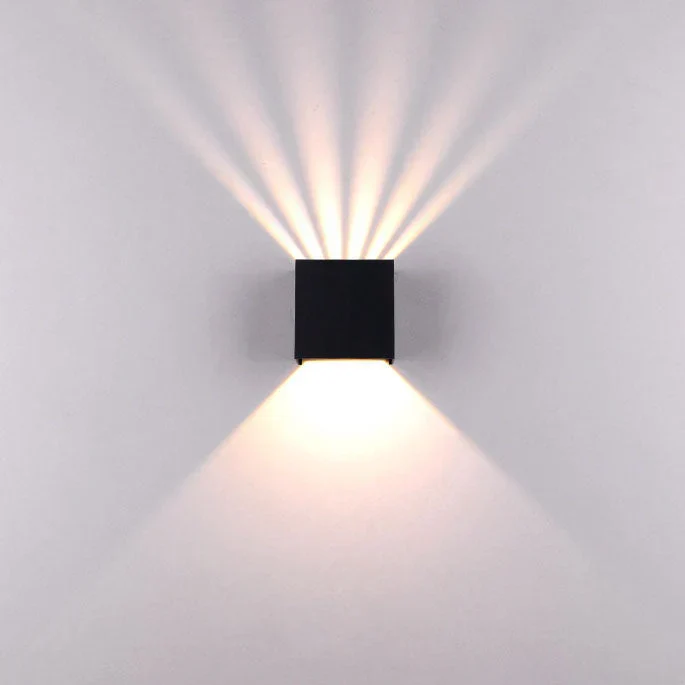 QuadroLux | LED Außenwandleuchte für Fassade und Eingang