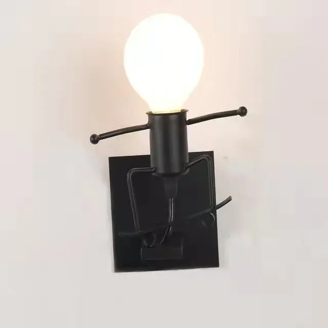 RoboLux | LED-Wandleuchte im Roboterdesign