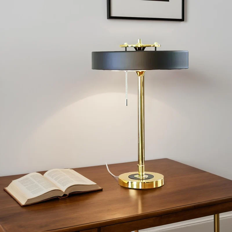 Nordlyx | Retro Tischlampe mit warmem LED-Licht