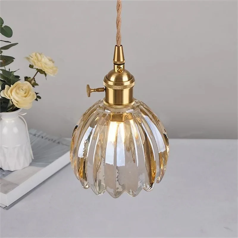 Florvina | Retro-Pendelleuchte mit Glasblumen-Design