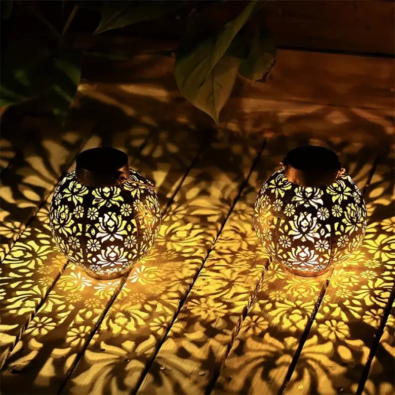 CorvaDawn | Solar Gartenlampe im Retro-Design