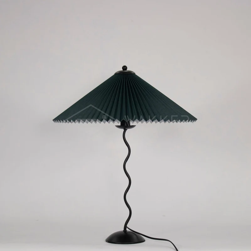 CurveWave | Design-Tischlampe mit LED-Wellenform
