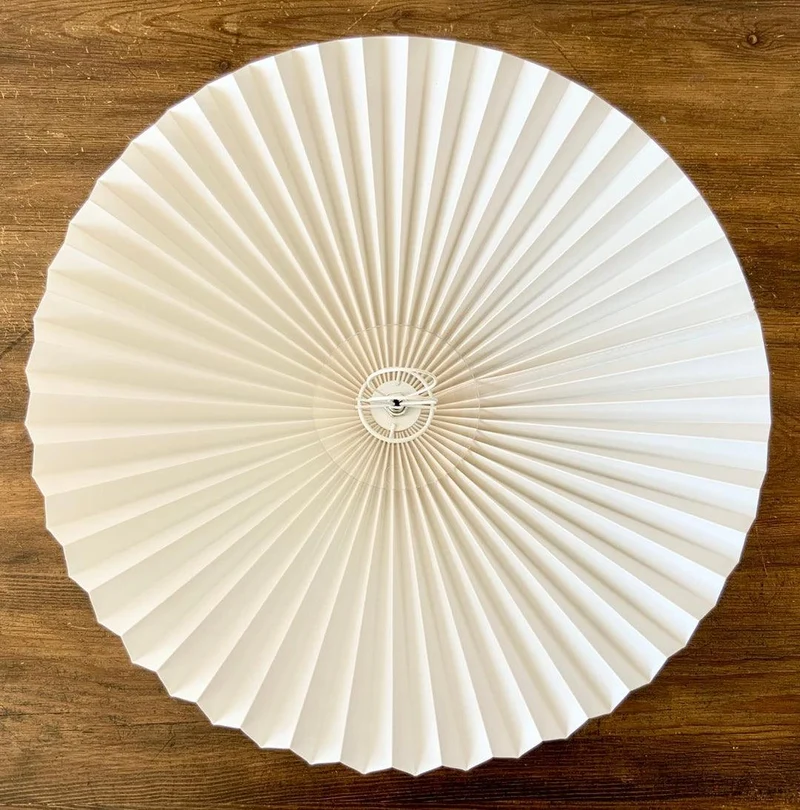 CurveWave | Design-Tischlampe mit LED-Wellenform
