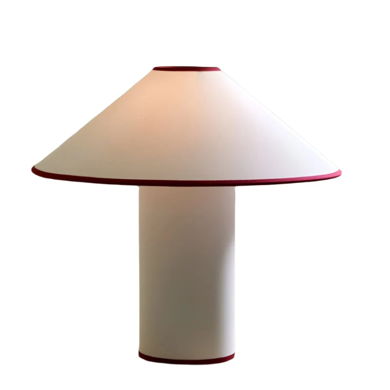 Amara Tischlampe | Eleganter Stoffschirm in Beige