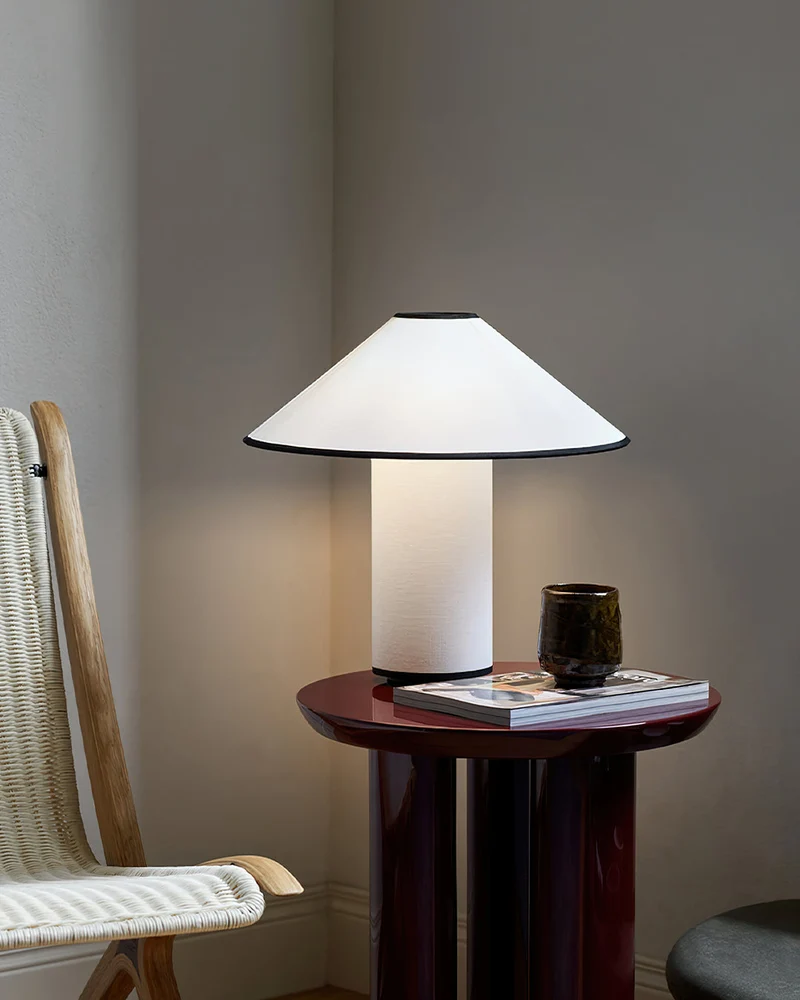 Amara Tischlampe | Eleganter Stoffschirm in Beige