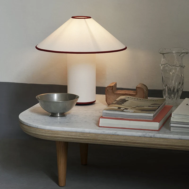 Amara Tischlampe | Eleganter Stoffschirm in Beige