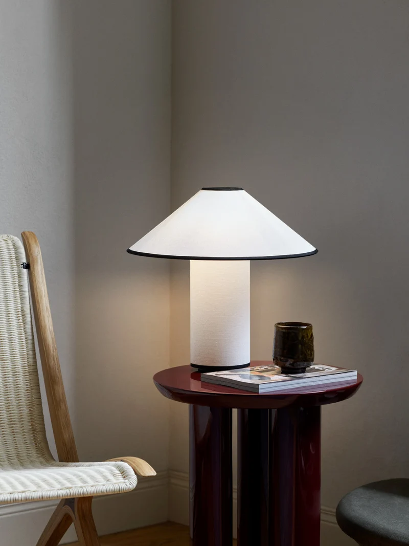 Amara Tischlampe | Eleganter Stoffschirm in Beige