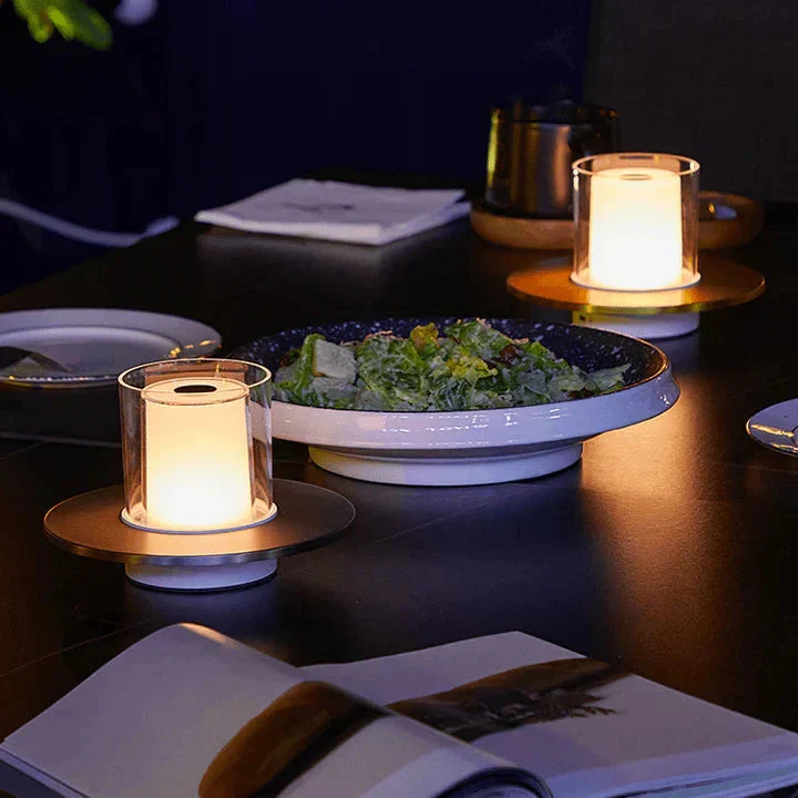 LumiFlame | Induktive LED-Kerzenlampe für drinnen & draußen