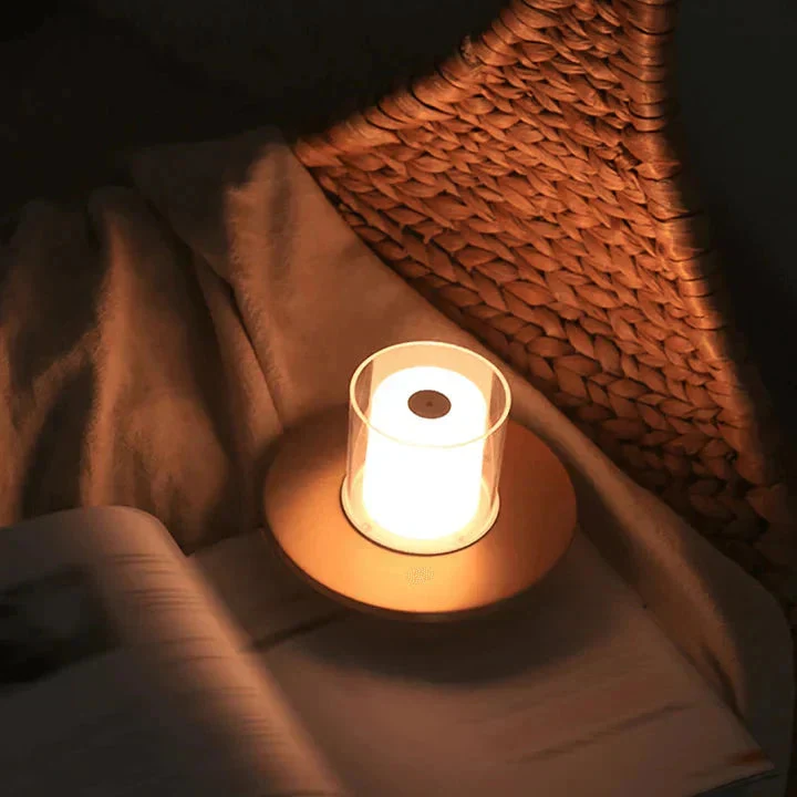 LumiFlame | Induktive LED-Kerzenlampe für drinnen & draußen