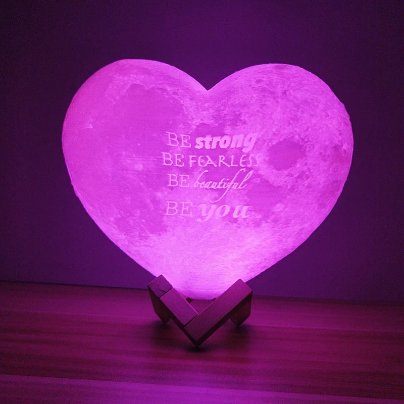 Personalisierte Mondlampe in Herzform – mit Foto & Text