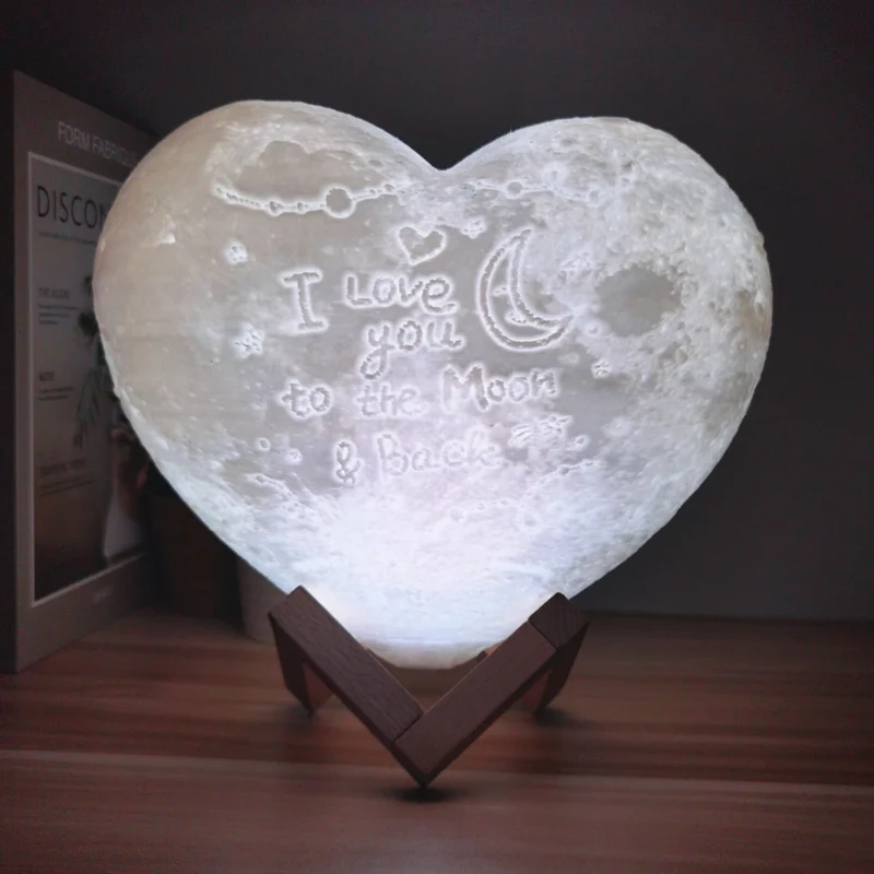 Personalisierte Mondlampe in Herzform – mit Foto & Text
