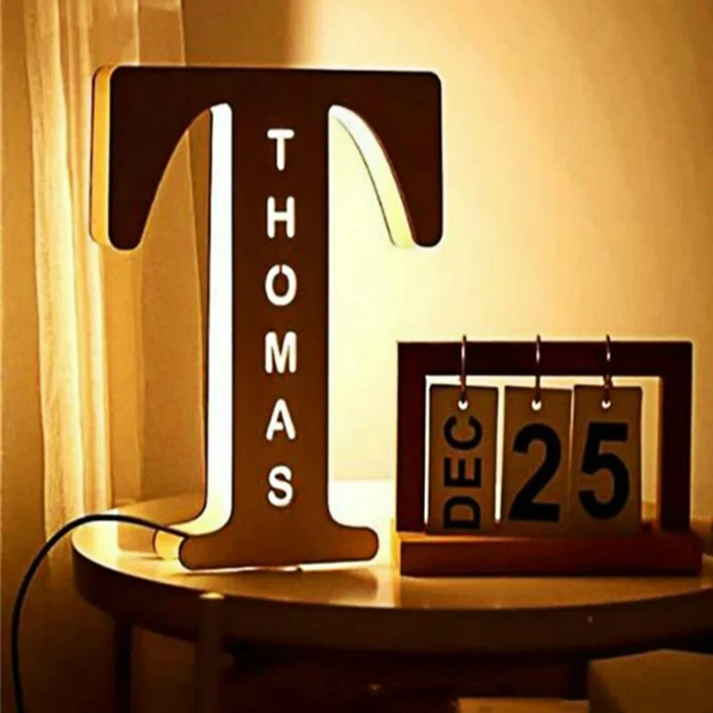 LED-Buchstaben-Nachtlicht aus Holz – personalisierbar A–Z