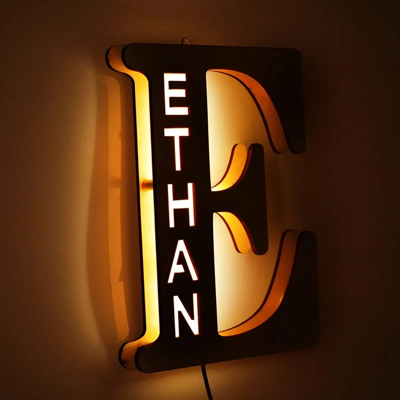 LED-Buchstaben-Nachtlicht aus Holz – personalisierbar A–Z
