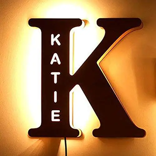 LED-Buchstaben-Nachtlicht aus Holz – personalisierbar A–Z
