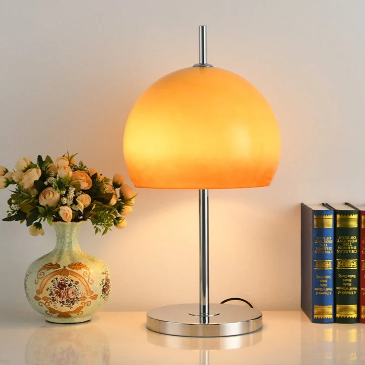 AmberDome | Tischlampe im Bauhaus-Stil