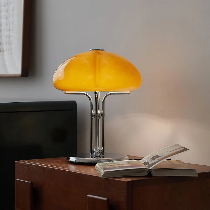 AmberDome | Tischlampe im Bauhaus-Stil