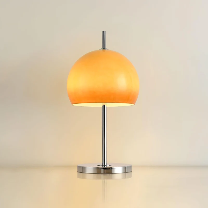 AmberDome | Tischlampe im Bauhaus-Stil
