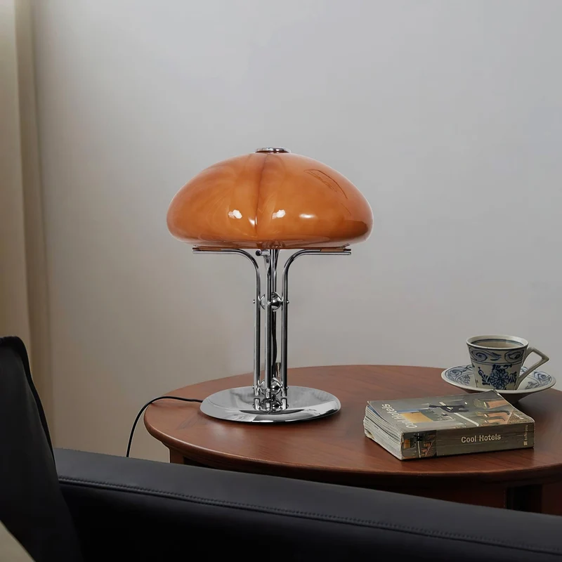 AmberDome | Tischlampe im Bauhaus-Stil