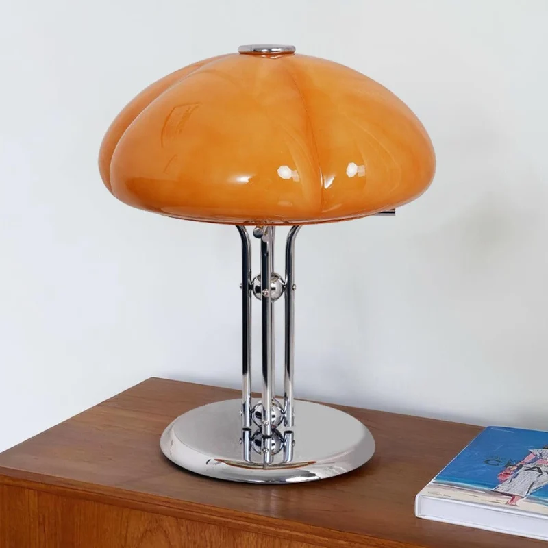 AmberDome | Tischlampe im Bauhaus-Stil