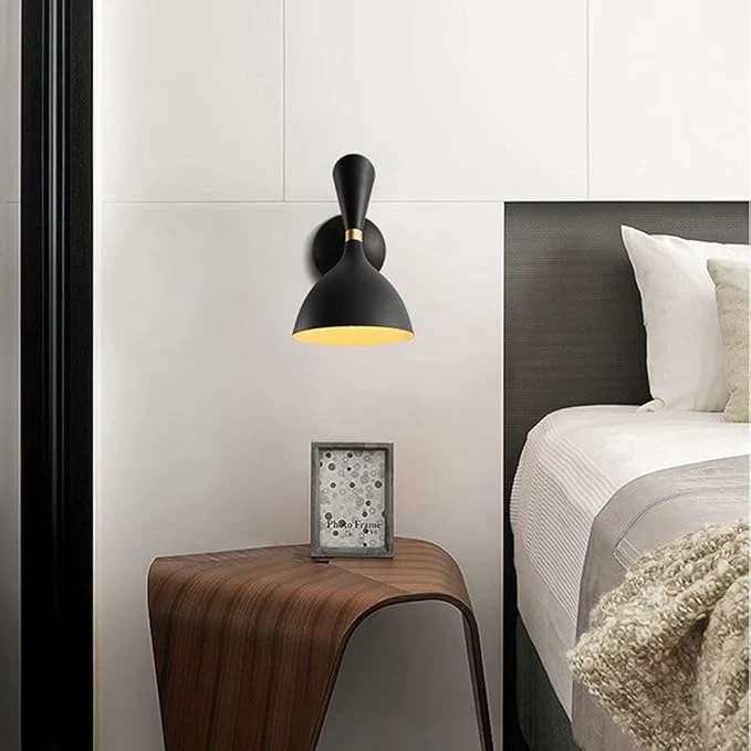 ForgeGlow | LED-Wandleuchte im Industrial-Design