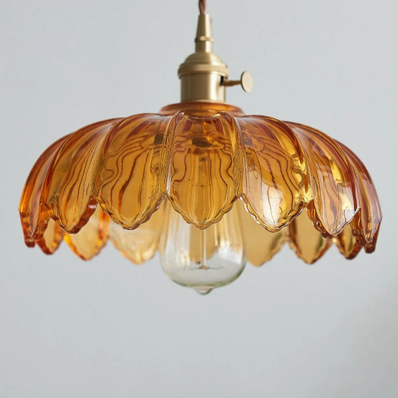 Lumessa | Vintage Glas-Pendelleuchte im Blütendesign