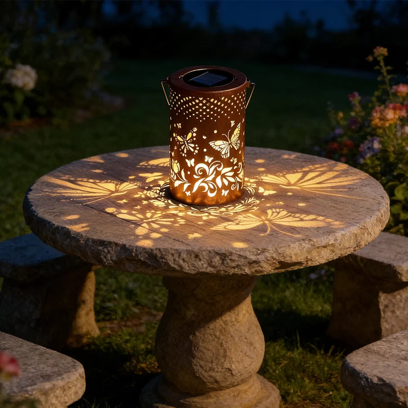 SylvaLux | Solarlaterne mit Baummuster, IP55 wasserdicht