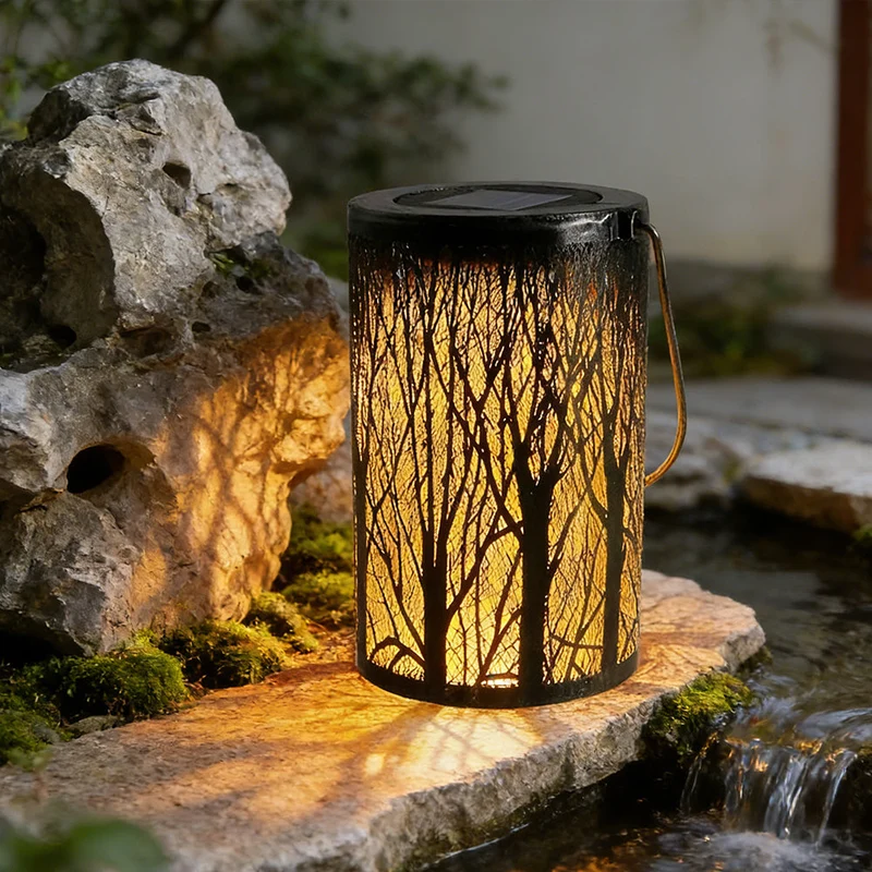 SylvaLux | Solarlaterne mit Baummuster, IP55 wasserdicht