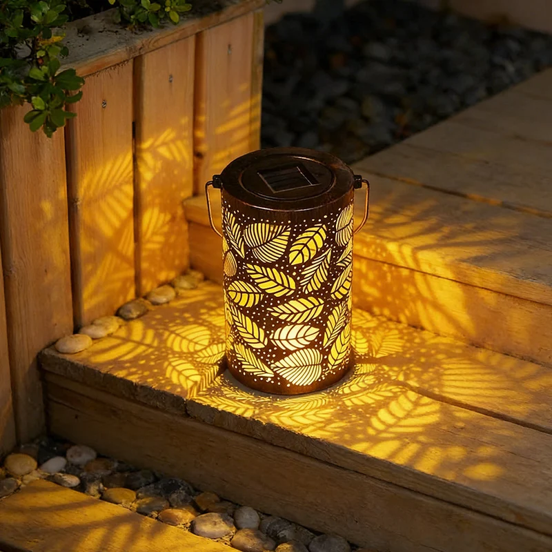 SylvaLux | Solarlaterne mit Baummuster, IP55 wasserdicht