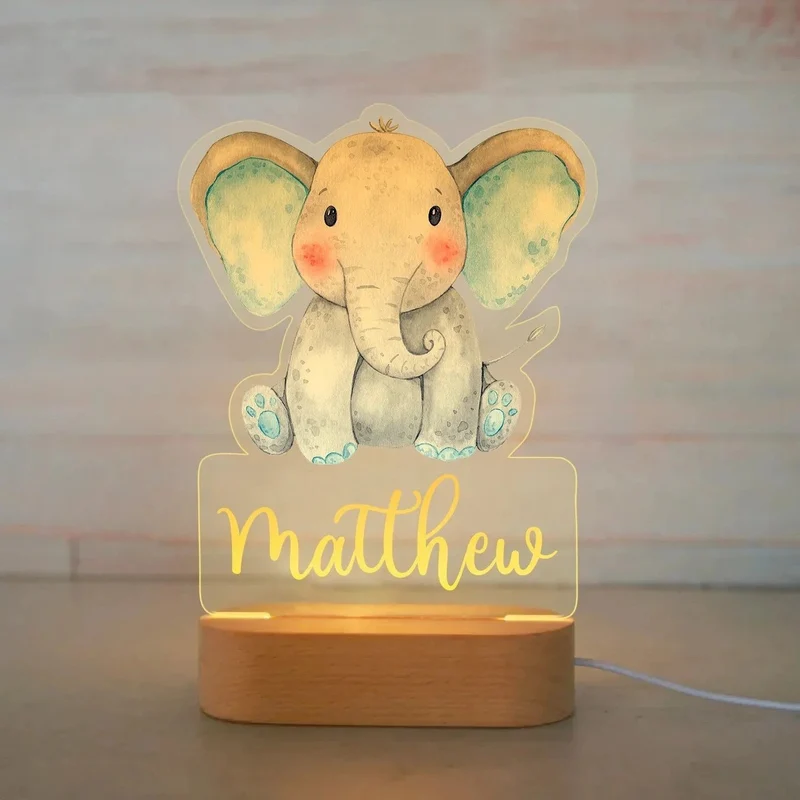Personalisiertes Nachtlicht mit Tierdesign und Namen für Ihr Kind