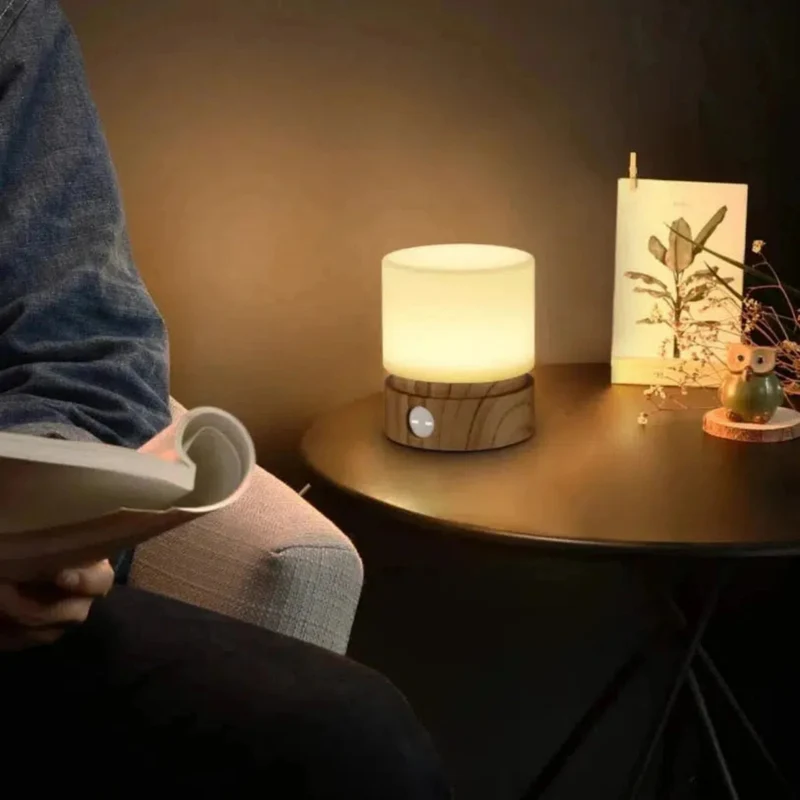 Nachtlicht dimmbar LED Holzdesign mit Stilllicht Funktion