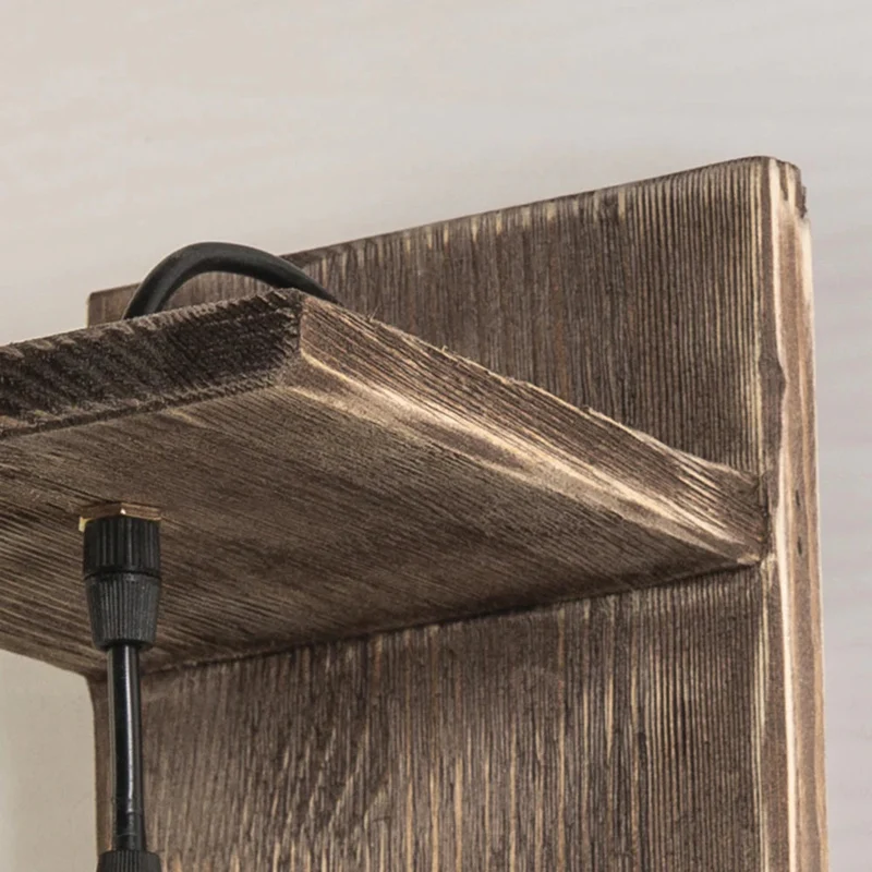 RustiLume | Vintage-Wandlaterne aus Holz und Metall