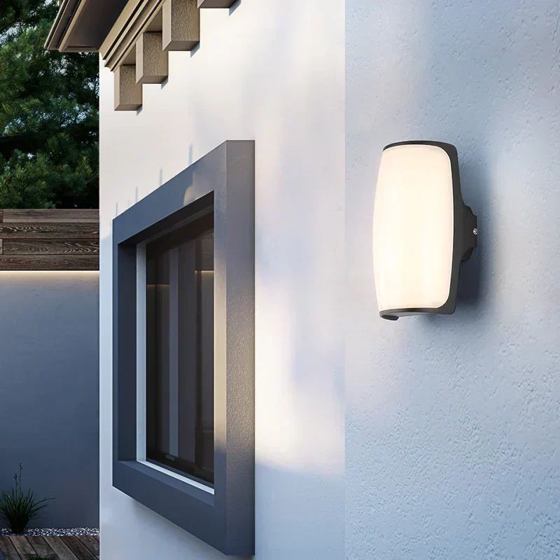 BrisaFrost | Wetterfeste LED-Wandleuchte