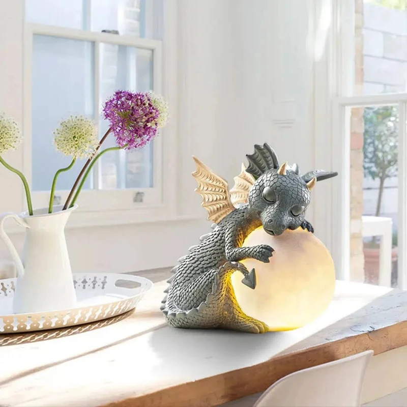 Nachtlicht Dinosaurier auf leuchtendem Mond