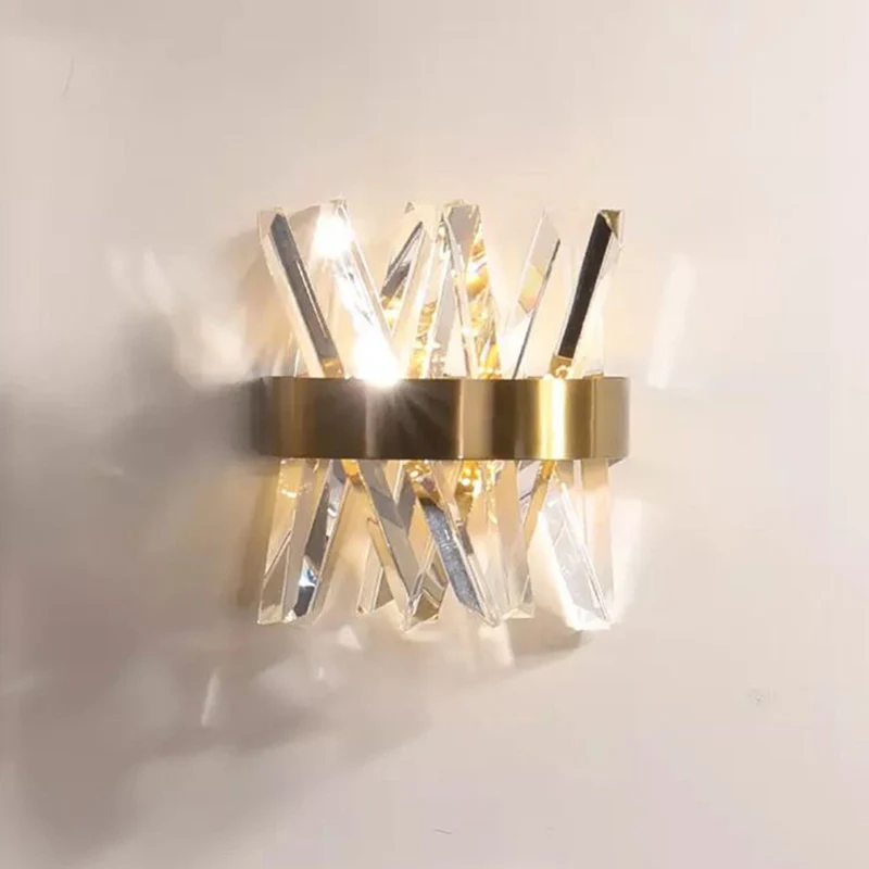 YaraPoint | LED-Wandleuchte mit Gold-Finish & Kristall