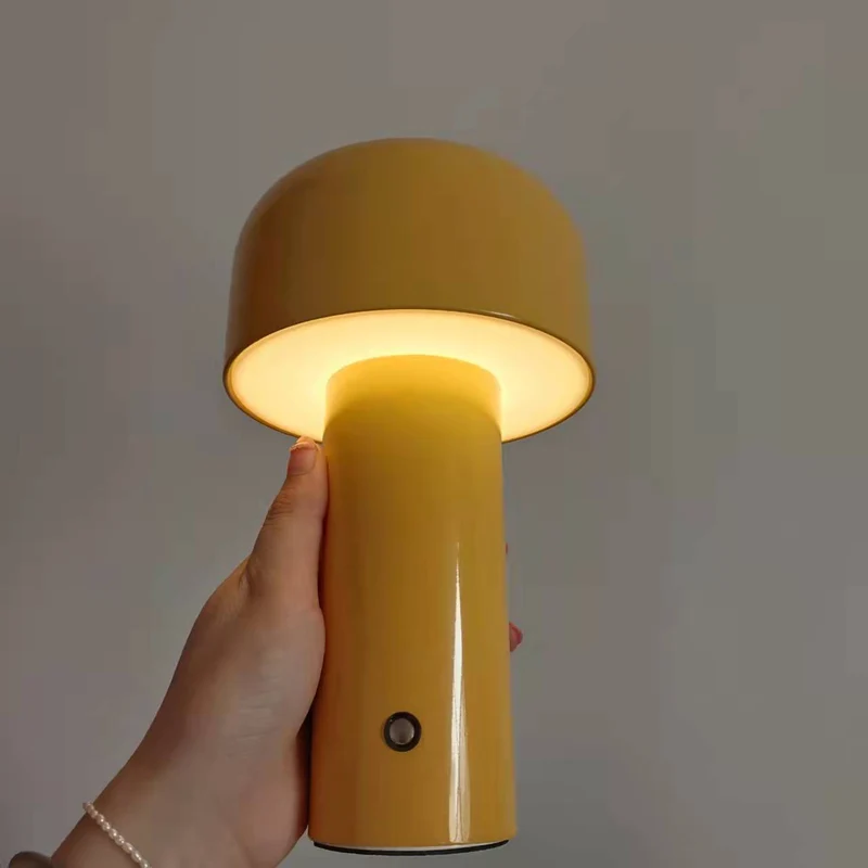 Kabellose italienische Design Pilz Tischlampe