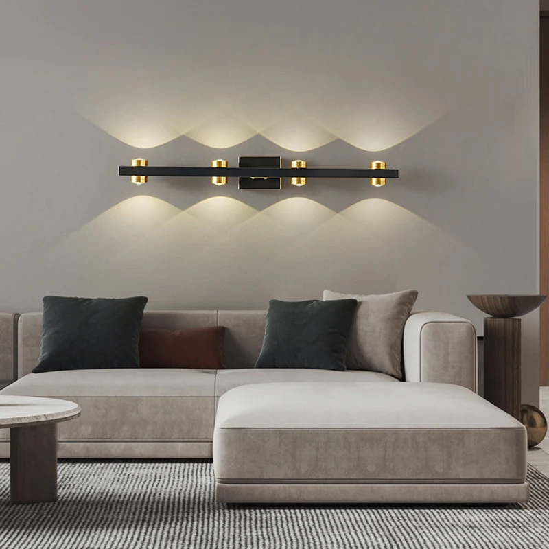 Arcolo | Elegante LED-Wandleuchte mit mehreren Lichtköpfen
