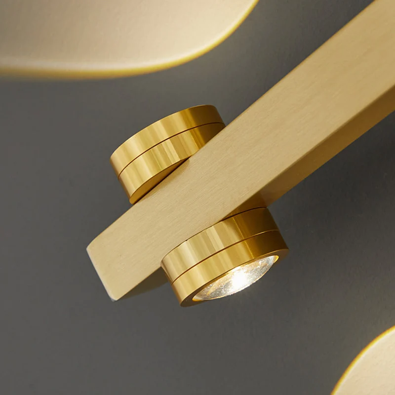 Arcolo | Elegante LED-Wandleuchte mit mehreren Lichtköpfen