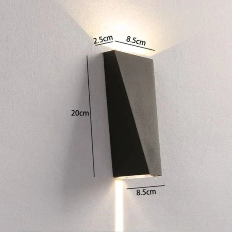 BeluFacet | LED Außenwandleuchte mit klarem Licht