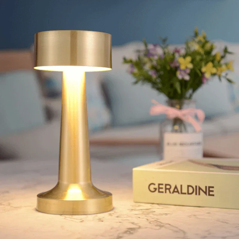 ZephyPoint | Kabellose LED-Tischleuchte mit 3 Lichtstufen