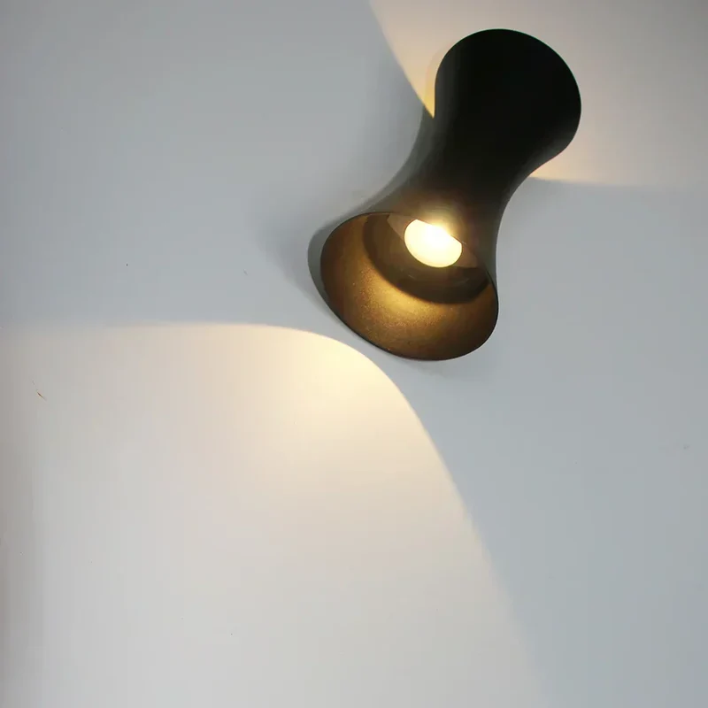 AquaGuard | Wetterfeste Aluminium-Wandleuchte
