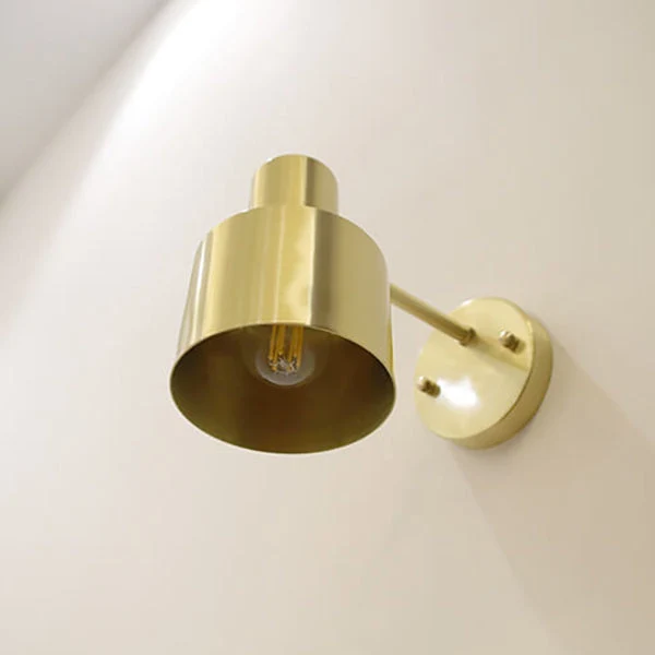 Velora | Minimalistische Wandleuchte in Gold