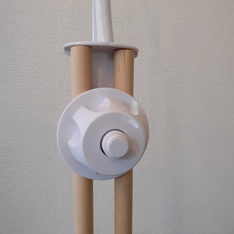 Mobilehalter zum Schrauben, mit Spieluhr