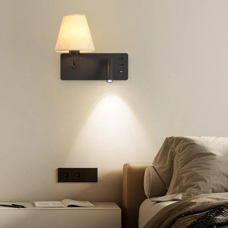 LumiRead | Wandleuchte mit USB-Ladefunktion und Leselicht