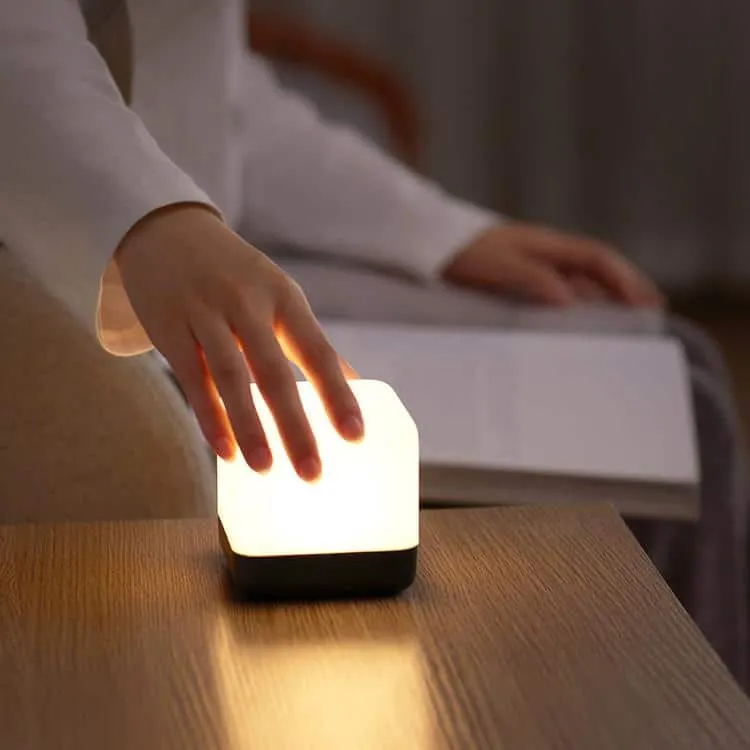 LED Nachttischlampe mit Timer dimmbar