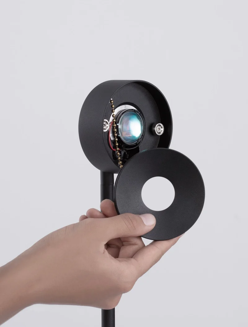 Irida Stehlampe 3000K Schwarz