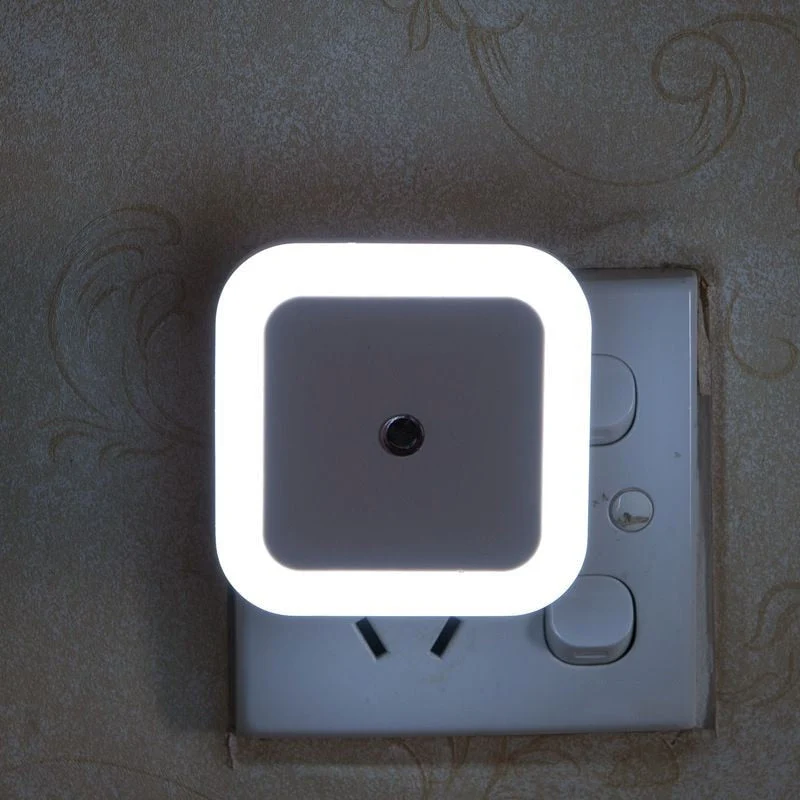 LED Nachtlicht mit Dämmerungssensor quadratisch