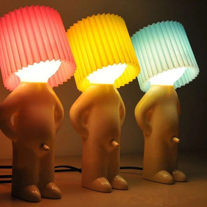 Kreative Tischlampe in Männchen-Form