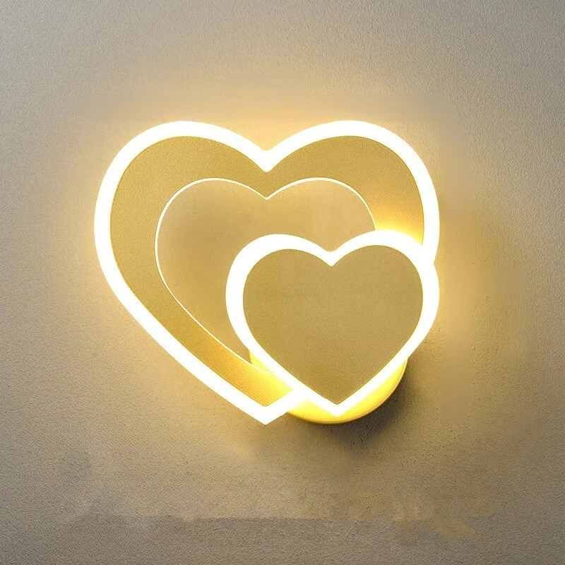 HeartGlow | Romantische LED-Wandleuchte in Herzform