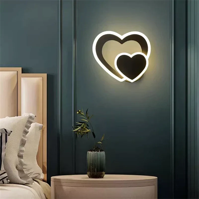 HeartGlow | Romantische LED-Wandleuchte in Herzform