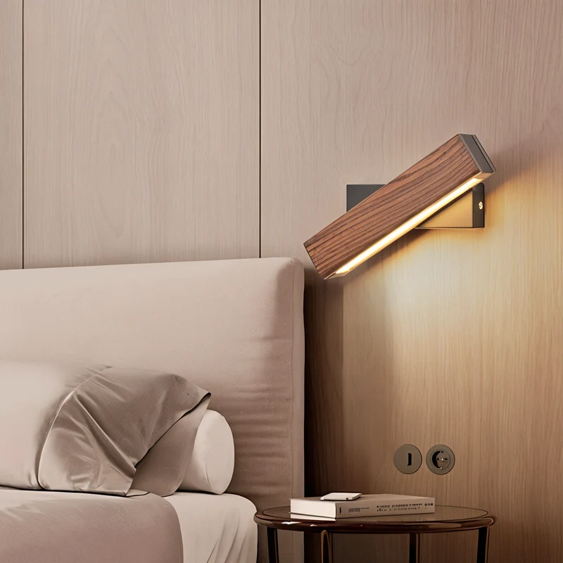 LignoLux | 360° drehbare LED-Wandleuchte aus Holz